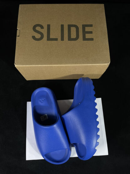 Adidas Yeezy Blue Slide 'Azure' - Image 9
